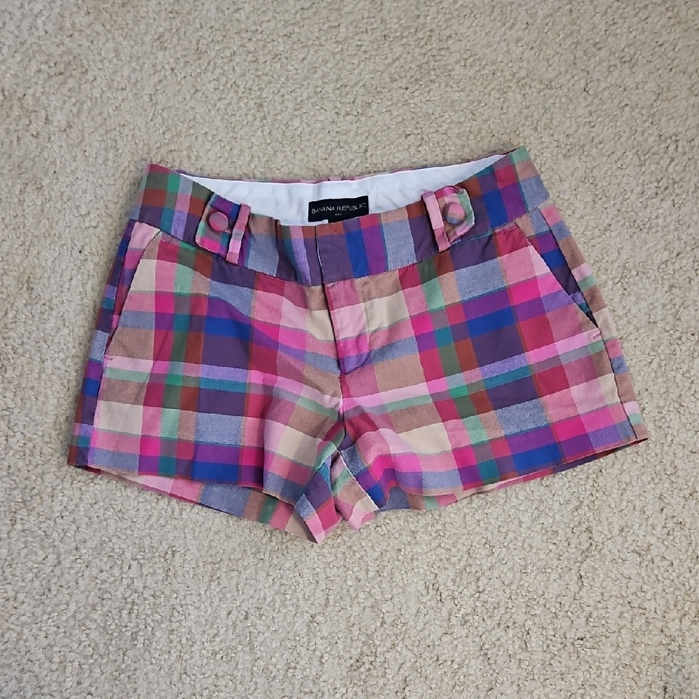 Banana Republic Pink and Blue Shorts Vibrant Plaid Design
